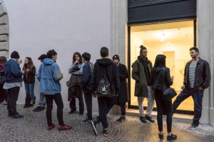 V.AR.CO (esterno) - Flow. flew. flaw. di Giovanni Paolo Fedele, dettaglio mostra. Photo Credit: Ela Bialkowska - OKNOstudio Photography