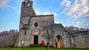 Il cammino nella valle delle abbazie - www.valledelleabbrazie.it