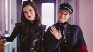 Bonding, Netflix, 2019