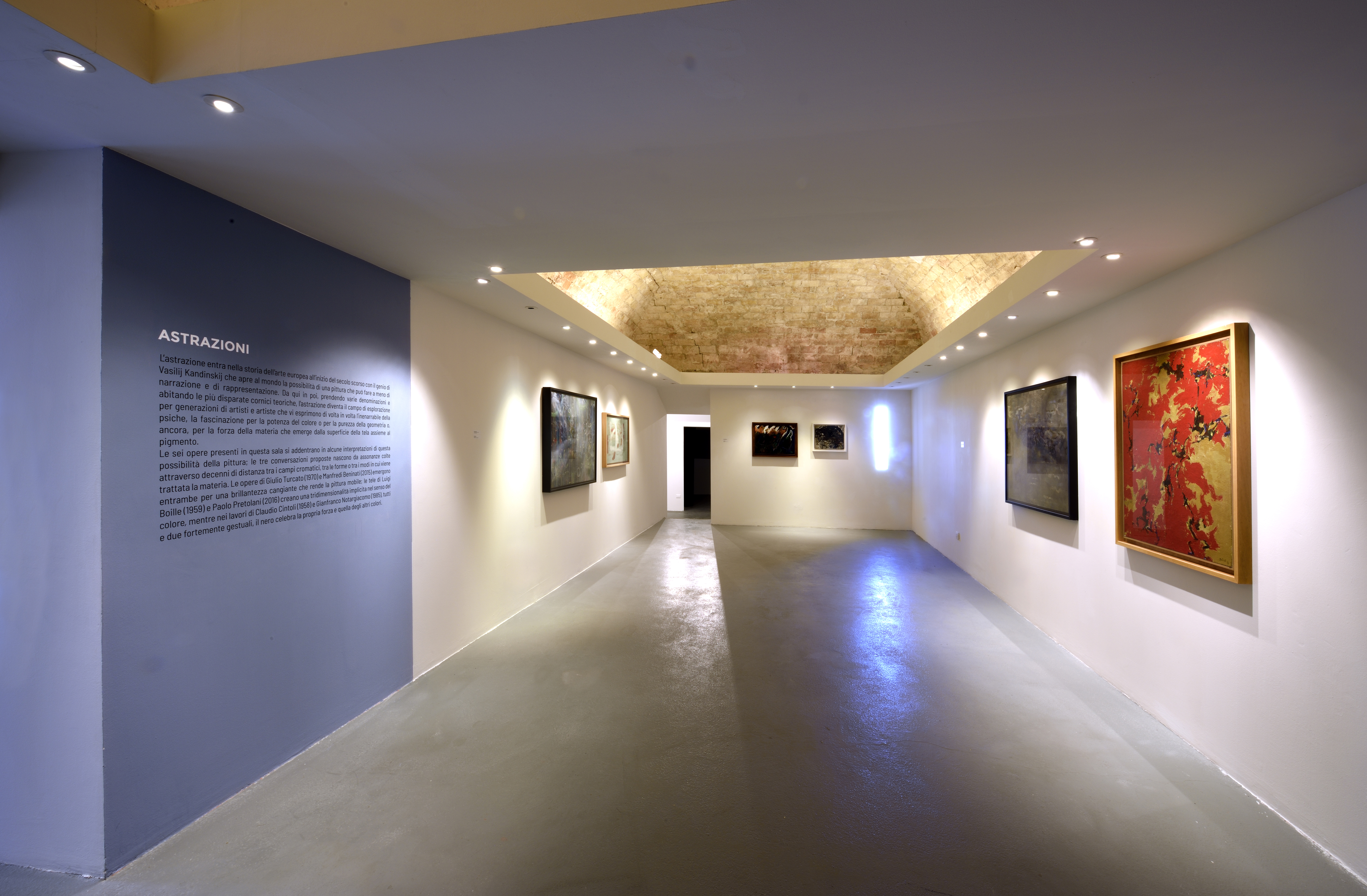 Veduta della mostra Paso Doble - dialoghi sul possibile, Fondazione Malvina Menegaz, Castelbasso (TE) - ph. Gino Di Paolo