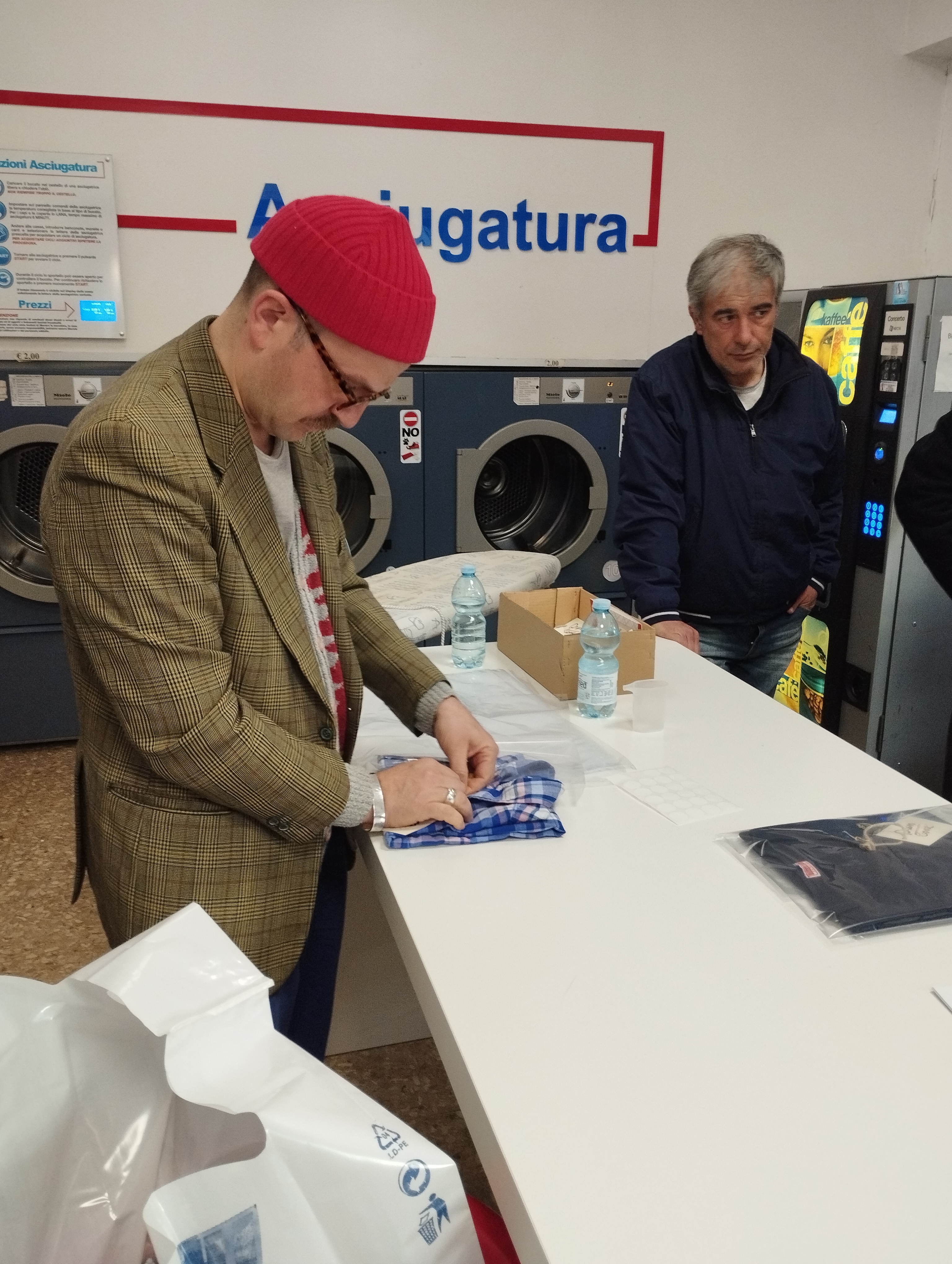 Dress Code - Giuseppe De Mattia a cura di Celeste fino al 14 giugno 2023 Lavapiù - Celeste Kunst (TE) - ph. Amalia Temperini