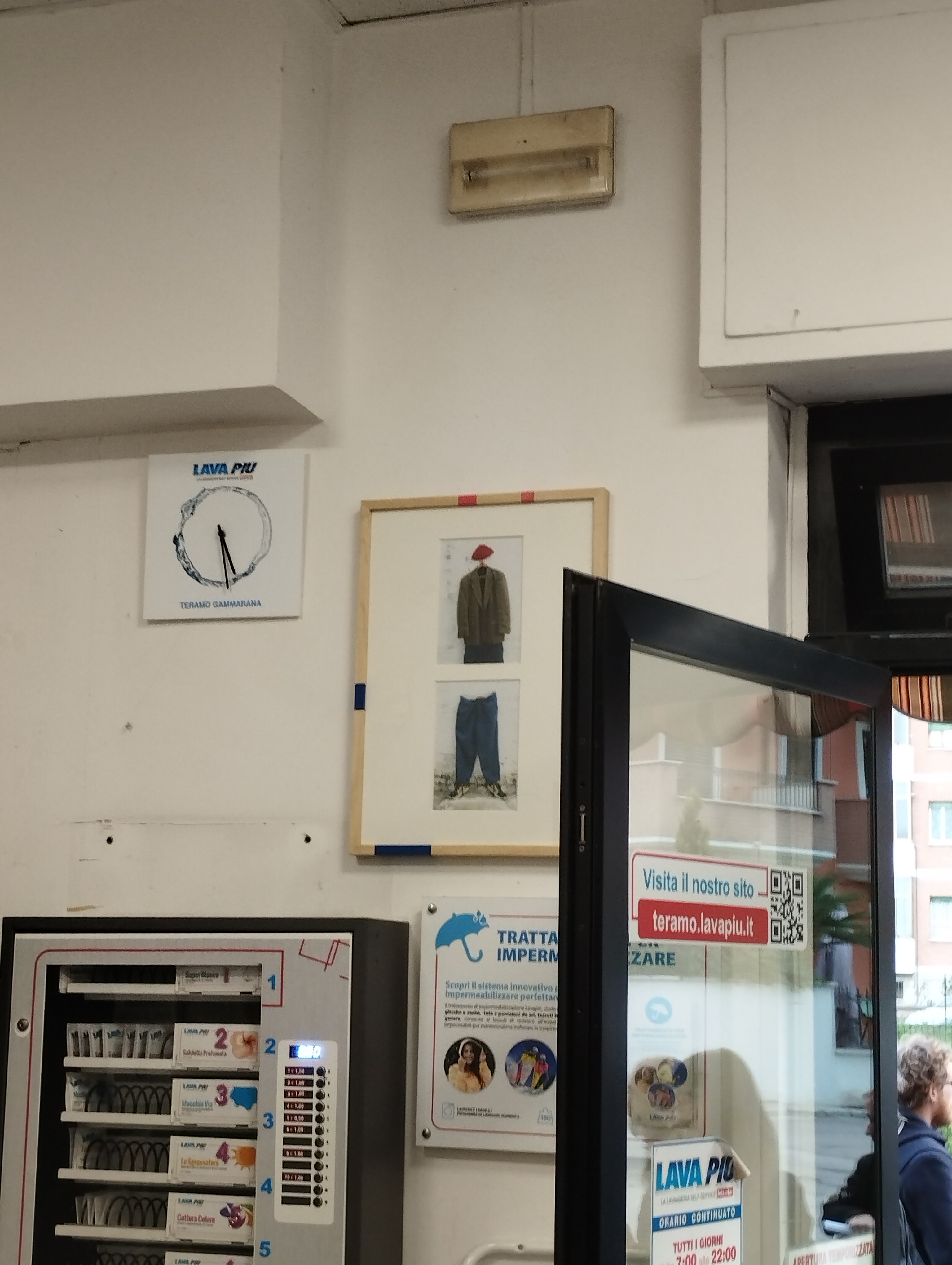 Dress Code - Giuseppe De Mattia a cura di Celeste fino al 14 giugno 2023 Lavapiù - Celeste Kunst (TE) - ph. Amalia Temperini