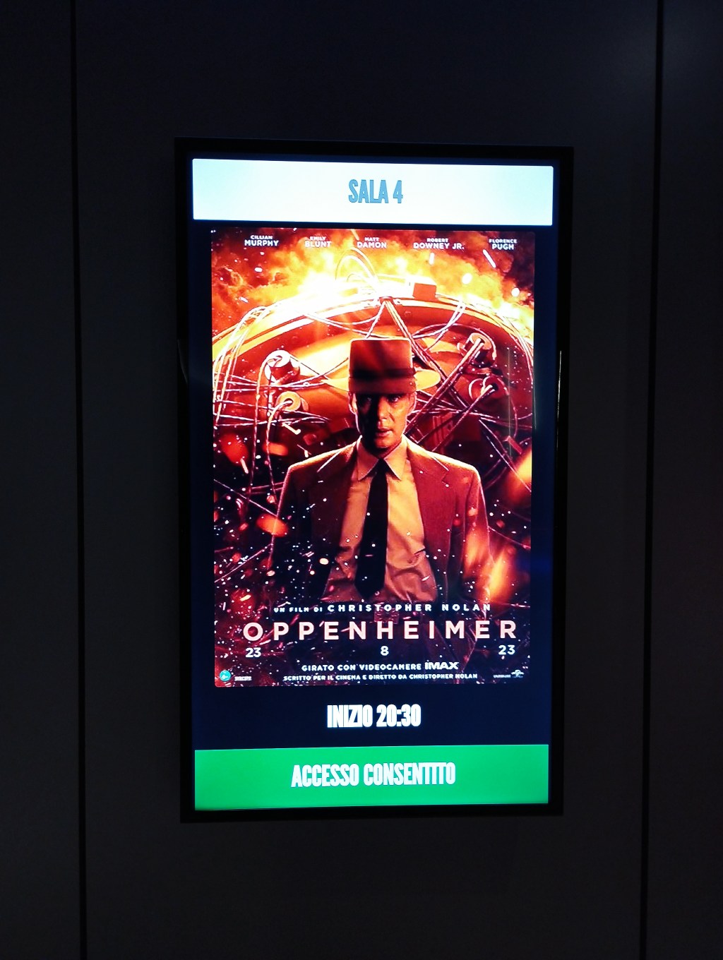 Manifesto Oppenheimer - Cristopher Nolan ph. Amalia Temperini