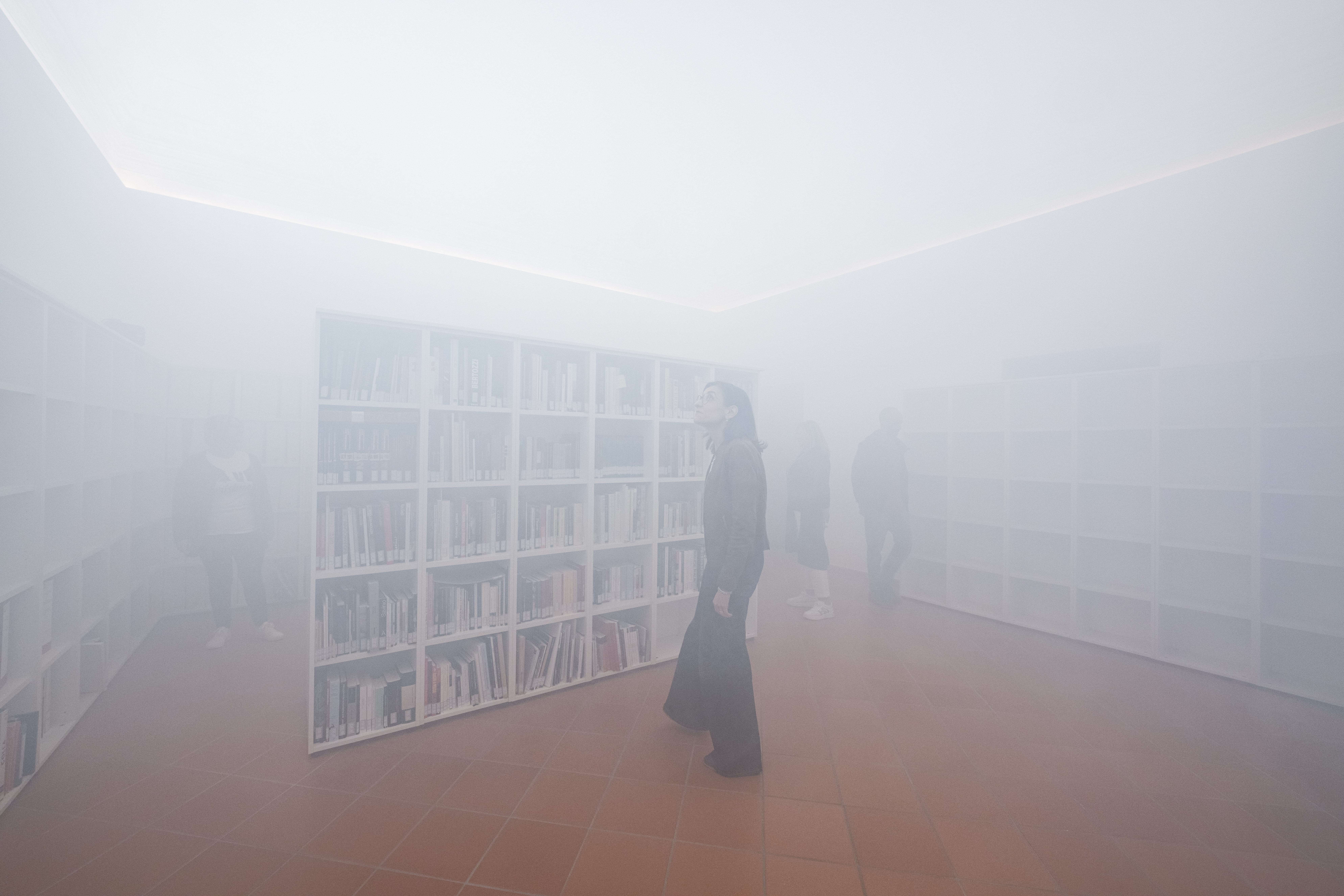 BLU. Andrea Panarelli a cura di Emiliano Dante Fondazione Giorgio De Marchis, L'Aquila fino al 4 novembre crediti foto: Ela Bialkowska OKNOstudio